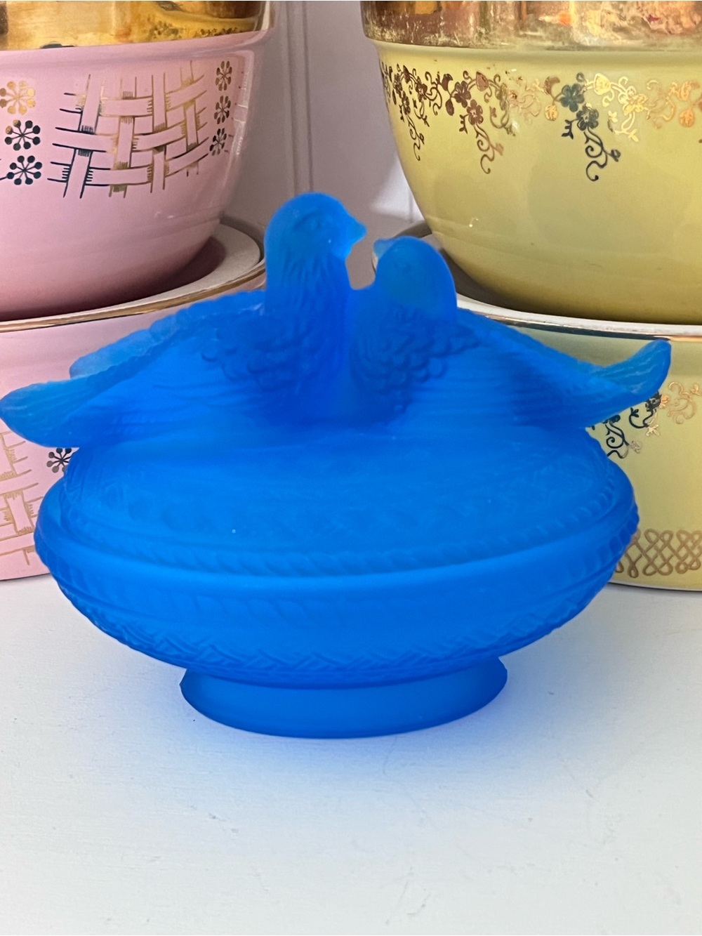 Vintage Westmoreland Cobalt Blue Satin Glass Kissing Doves Dish